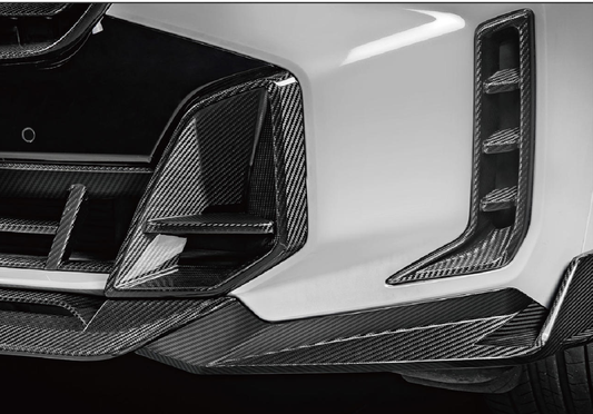 BMW X5 G05 dry carbon front bumper side vent trim installed
