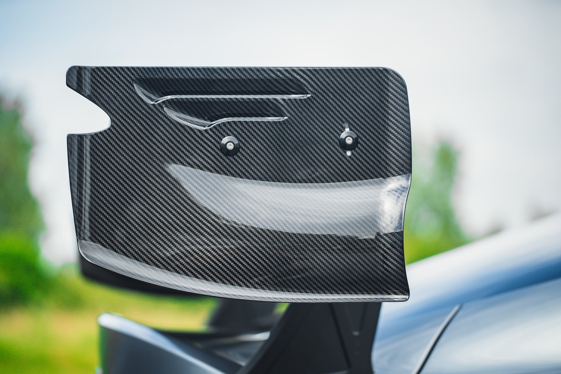 Verus V1X Swan Neck Rear Wing Kit