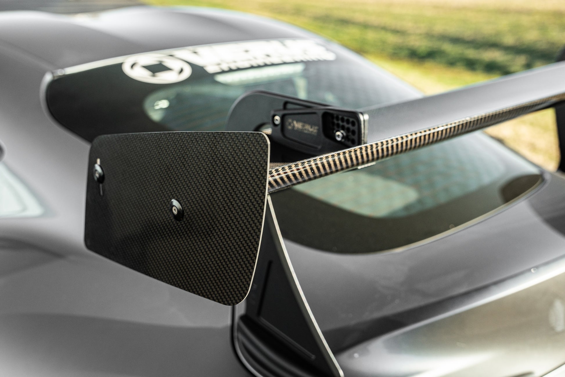 Verus Swan Neck UCW Rear Wing Kit